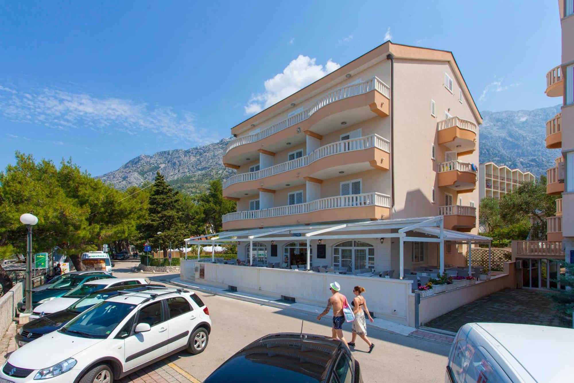 Apartments Vila Kristina Baška Voda Exterior foto